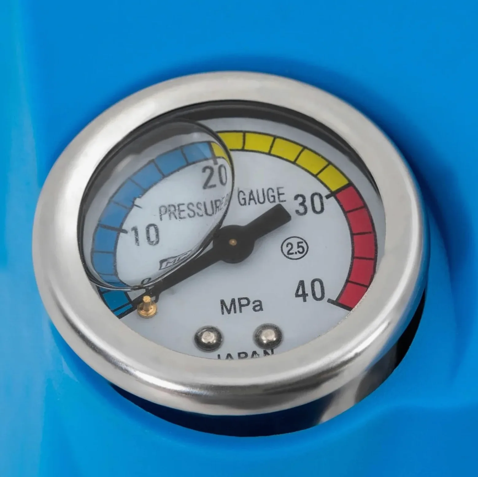 Bomba hidrolavadora, motor 1300 W, presión 10 MPa, tres modos limpieza, autocebante, disipación calor